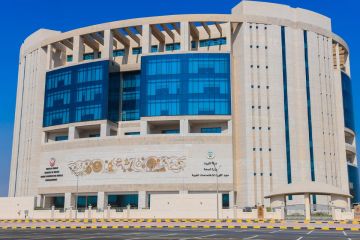  كيمز ومستشفى الأحمدي يوقعان مذكرة تفاهم لتعزيز التدريب والتعليم الطبي