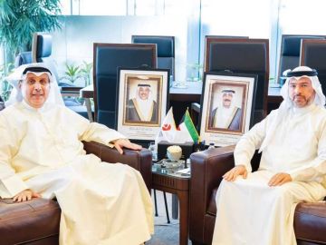 وزير الديوان الأميري: الطيران المدني واجهة للبلاد ومحرك للاقتصاد والسياحة والاستثمار وزير الديوان الأميري: الطيران المدني واجهة للبلاد ومحرك للاقتصاد والسياحة والاستثمار