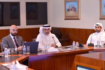 الغرفة و العمل الدولية تبحثان أثر الذكاء الاصطناعي على إنتاجية الخاص  الغرفة و العمل الدولية تبحثان أثر الذكاء الاصطناعي على إنتاجية الخاص