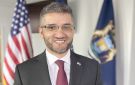 المرشح سفيرا لواشنطن: مستعد للاعتذار للكويت - kw