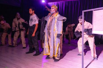 مثلثات دائرية عرض تجريبي يفتح أسئلة الوعي والعقل مثلثات دائرية عرض تجريبي يفتح أسئلة الوعي والعقل