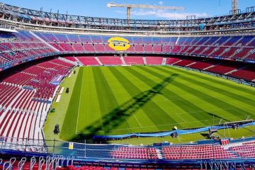 برشلونة يلعب مباراته مع آينتراخت على سبوتيفاي كامب نو 