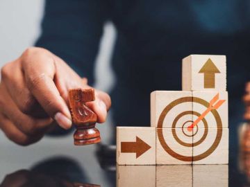 معظم العائلات الثرية تفقد ثروتها خلال 3 أجيال فقط معظم العائلات الثرية تفقد ثروتها خلال 3 أجيال فقط