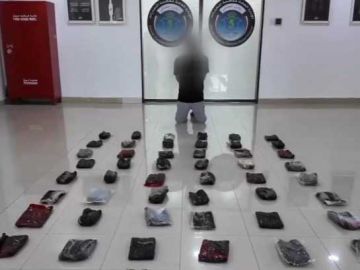 الداخلية : ضبط متهم بحوزته 50 كيلو غراما من مادة الحشيش المخدرة جاهزة للترويج داخل البلاد  الداخلية : ضبط متهم بحوزته 50 كيلو غراما من مادة الحشيش المخدرة جاهزة للترويج داخل البلاد