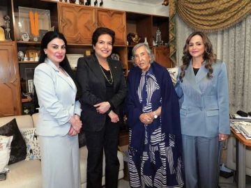 المربية لولوة القطامي لعضوات مجالس المحافظات: إنجازات المرأة الكويتية مصدر فخر وإلهام المربية لولوة القطامي لعضوات مجالس المحافظات: إنجازات المرأة الكويتية مصدر فخر وإلهام