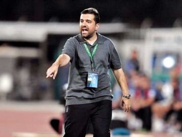 ناصر الشطي يعود لقيادة العربي.. بعقد لموسمين ونصف الموسم ناصر الشطي يعود لقيادة العربي.. بعقد لموسمين ونصف الموسم