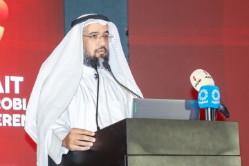 الصحة : مكافحة الإيدز التزام إنساني وأخلاقي ووطني يعكس كرامة الإنسان وحقه في حياة كريمة الصحة : مكافحة الإيدز التزام إنساني وأخلاقي ووطني يعكس كرامة الإنسان وحقه في حياة كريمة