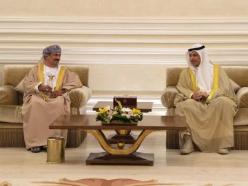 وزير الإعلام: اختيار سلطنة عمان ضيف شرف معرض الكويت الدولي للكتاب يعكس عمق العلاقات التاريخية بين البلدين وزير الإعلام: اختيار سلطنة عمان ضيف شرف معرض الكويت الدولي للكتاب يعكس عمق العلاقات التاريخية بين البلدين