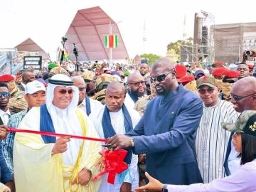 افتتاح مشروع في غينيا بتمويل كويتي افتتاح مشروع في غينيا بتمويل كويتي