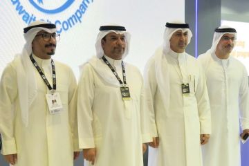 وكيل النفط : ملتزمون بدعم جهود ومبادرات التطوير لتعزيز صناعة الطاقة والبترول