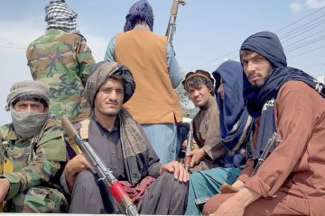  طالبان تحذر باكستان من مصير موسكو وواشنطن