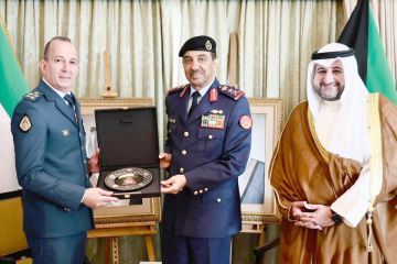 رئيس الأركان شارك في مؤتمر حوار المنامة