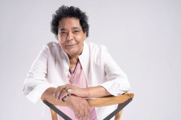 محمد منير يطرح كلام فرسان مع ويجز