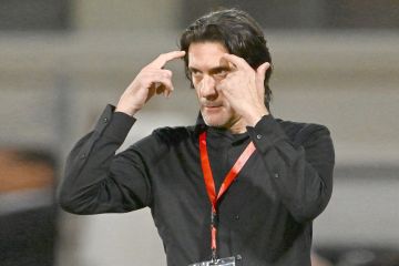 نيبوشا:  الأبيض  يطمح إلى تحقيق رباعية تاريخية