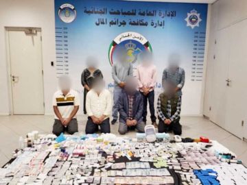 ضبط شبكة تمـارس الـطب دون ترخيص وتتاجر بالأدوية الحكومية