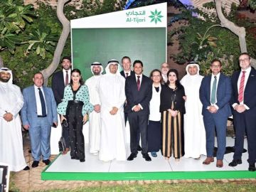  التجاري يشارك في احتفال السفارة البريطانية بذكرى ميلاد الملك تشارلز الثالث