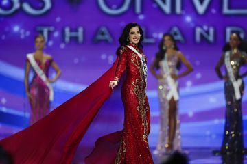 المكسيكية فاطمة بوش.. ملكة جمال الكون 2025