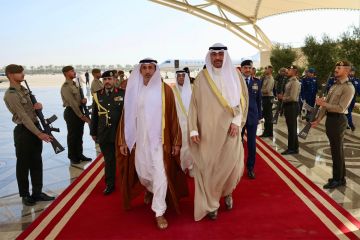 وزير الدفاع يستقبل وزير الدولة لشؤون الدفاع الإماراتي