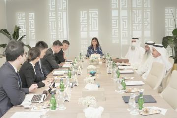 الجامعة و هواوي بحثتا التعاون