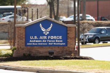 إصابات بأعراض مرضية إثر فتح طرد مشبوه في قاعدة عسكرية قرب واشنطن