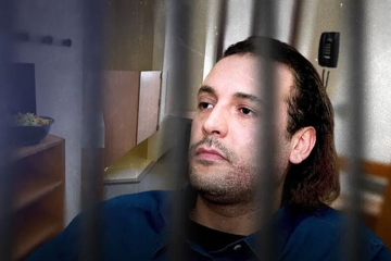 لبنان يخلي سبيل نجل القذافي بكفالة 900 ألف دولار لبنان يخلي سبيل نجل القذافي بكفالة 900 ألف دولار