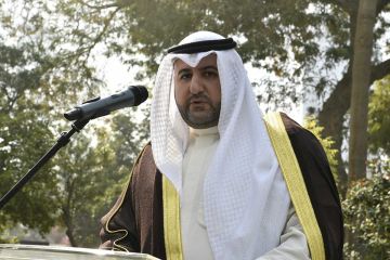 وكيل وزارة الدفاع يستحضر في يوم الذكرى البريطاني التضحيات من أجل تحرير الكويت وكيل وزارة الدفاع يستحضر في يوم الذكرى البريطاني التضحيات من أجل تحرير الكويت