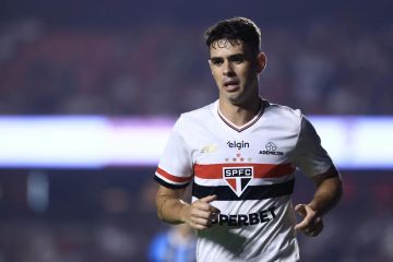 أوسكار يخرج من المستشفى بعد 5 أيام بسبب مضاعفات في القلب أوسكار يخرج من المستشفى بعد 5 أيام بسبب مضاعفات في القلب