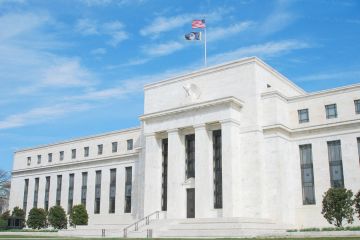 الوطني : الأسواق تشهد مسارات متباينة للبنوك المركزية الوطني : الأسواق تشهد مسارات متباينة للبنوك المركزية