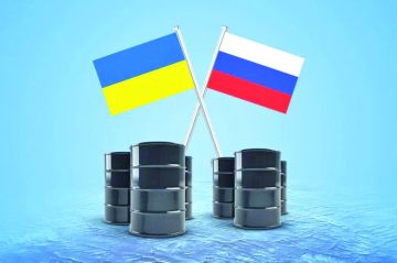 أسعار النفط تواصل خسائرها للشهر الرابع على التوالي