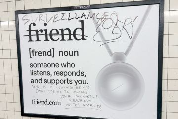 قلادة صديق تزعج نيويورك قلادة صديق تزعج نيويورك