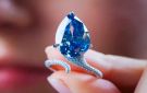 بيع ماسة زرقاء نادرة مقابل ٢٥ مليون دولار