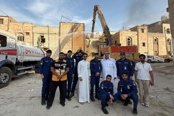 البلدية : رفع 3190 طنا من أنقاض العقارات المتهالكة بجليب الشيوخ البلدية : رفع 3190 طنا من أنقاض العقارات المتهالكة بجليب الشيوخ