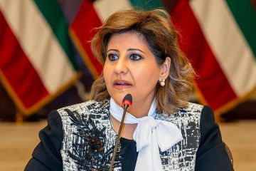 مساعد وزير الخارجية: الكويت تدعم المبادرة العالمية لتجديد الالتزام السياسي بالقانون الدولي الإنساني مساعد وزير الخارجية: الكويت تدعم المبادرة العالمية لتجديد الالتزام السياسي بالقانون الدولي الإنساني