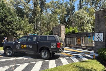 الشرطة تداهم مقر الاتحاد الأرجنتيني