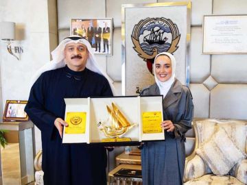 لجنة لمراجعة وتوحيد التشريعات الصحية.. والعوضي كرم شهد الشمالي تقديرا لإنجازاتها