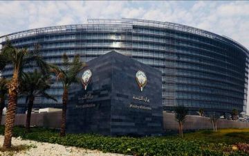  التربية الكويتية تنفي ادعاءات صرف مكافأة الأعمال الممتازة