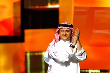 عبدالمجيد عبدالله يحيي حفلا غنائيا في الخبر