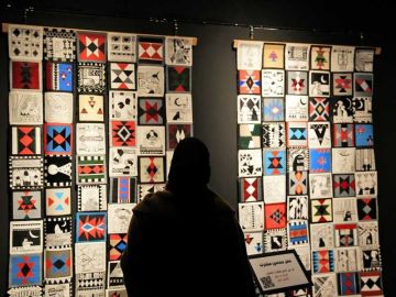 لوحات فنية إبداعية.. لـ32 طالبة كويتية