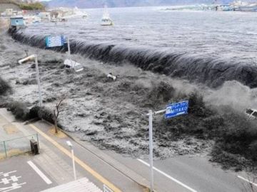 اليابان ترفع التحذير من تسونامي بعد زلزال 7.5 درجة اليابان ترفع التحذير من تسونامي بعد زلزال 7.5 درجة