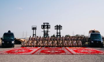 رئيس الأركان يزور هيئة الإمداد والتموين ويتفقد سير العمل