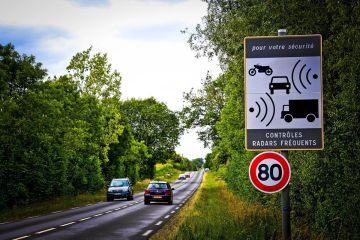 تجاوز السرعة بأكثر من 50 كلم في الساعة.. جريمة في فرنسا