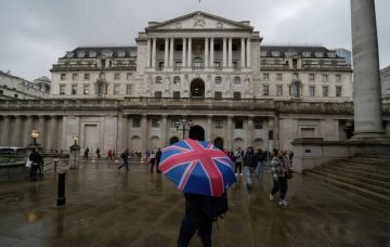 انقسام المركزي البريطاني بشأن الفائدة.. والميزانية تحدد آفاق 2026