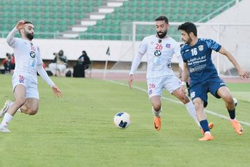 الكويت يتعادل مع السالمية 1-1 بافتتاح الجولة التاسعة للدوري الممتاز لكرة القدم الكويت يتعادل مع السالمية 1-1 بافتتاح الجولة التاسعة للدوري الممتاز لكرة القدم