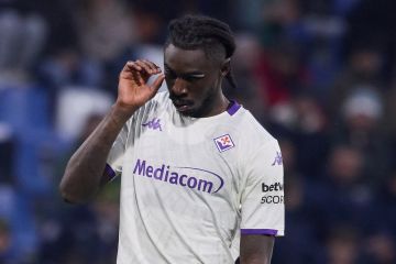 فيورنتينا يتخذ تدابير أمنية بعد تلقي لاعبيه تهديدات