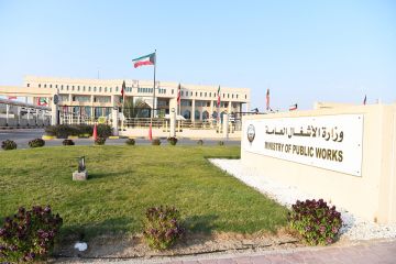 الأشغال : فرق الوزارة منتشرة وتنسيق مستمر بشأن حركة المرور الأشغال : فرق الوزارة منتشرة وتنسيق مستمر بشأن حركة المرور