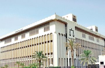 الكويت.. تطور جديد في قضية المصروفات السرية المتهم فيها وزير دفاع سابق