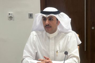 الدغر يسأل عن مناطق الجواخير والمزارع والإسطبلات