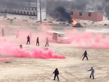 ختام تمرين سواعد وطن : عمليات اقتحام ومكافحة شغب ختام تمرين سواعد وطن : عمليات اقتحام ومكافحة شغب