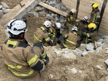 الإطفاء : مصرع شخصين في انهيار جدار داخل مبنى قيد الإنشاء بالري الإطفاء : مصرع شخصين في انهيار جدار داخل مبنى قيد الإنشاء بالري