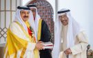 العاهل البحريني يمنح وسام البحرين للشاعر الكويتي بدر بورسلي